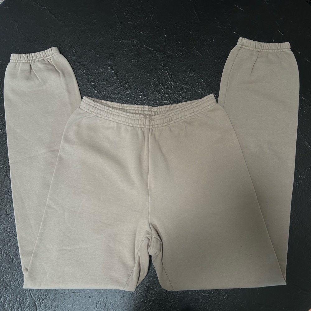 SKIMS Cotton Jogger in Light Beige